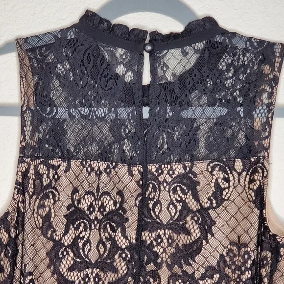 Fortune & Ivy Black Lace Overlay Top - Picture 5 of 10